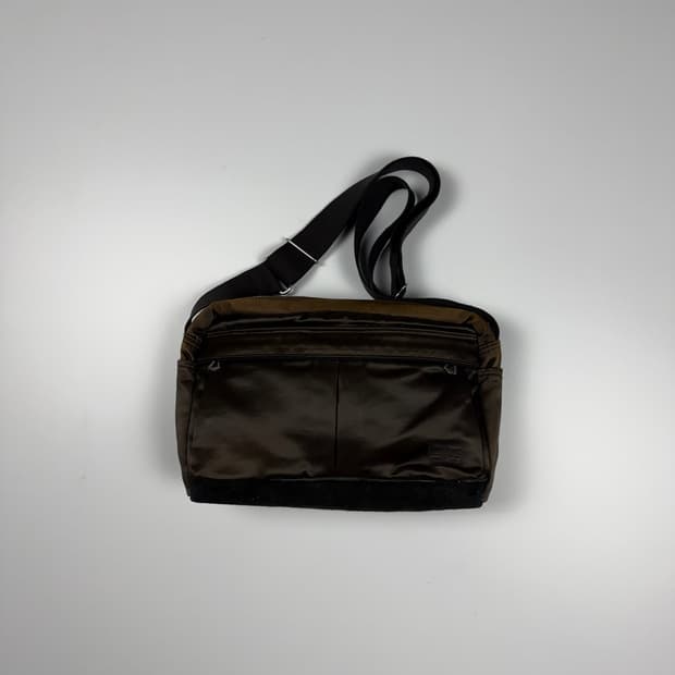 요시다포터 페이드 숄더백 다크브라운