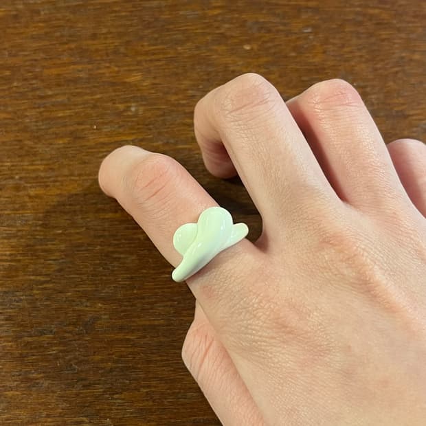 새상품 여성 신주 크림 하트 반지 