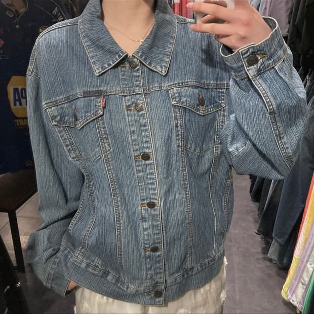 리바이스 빈티지 트러커 팝니다.