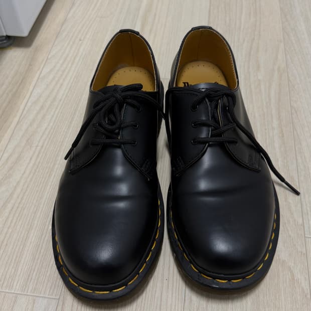 닥터마틴 1461 스무스블랙 UK 7 260