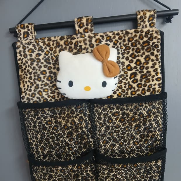 02년 고전 빈티지 산리오 헬로키티 벽걸이 수납 포켓