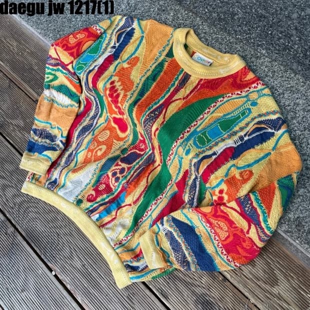 쿠지 케이블 니트