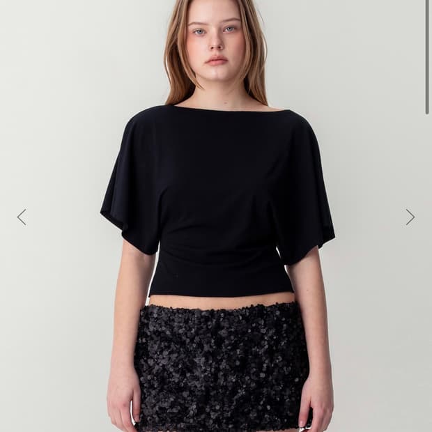 글로니 CORE HALF TEE 코어 하프 티 탑