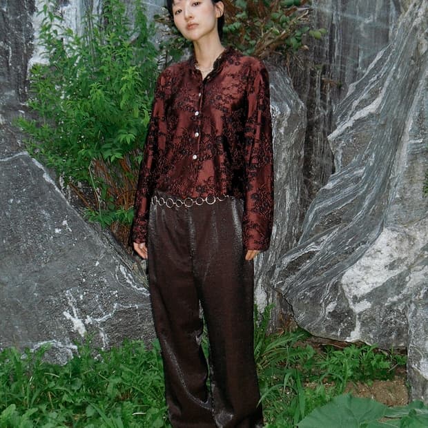 Brown gloss flower pattern jacket