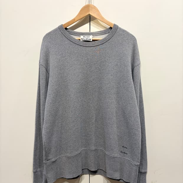 아크네 스튜디오 크루넥 스웻 셔츠