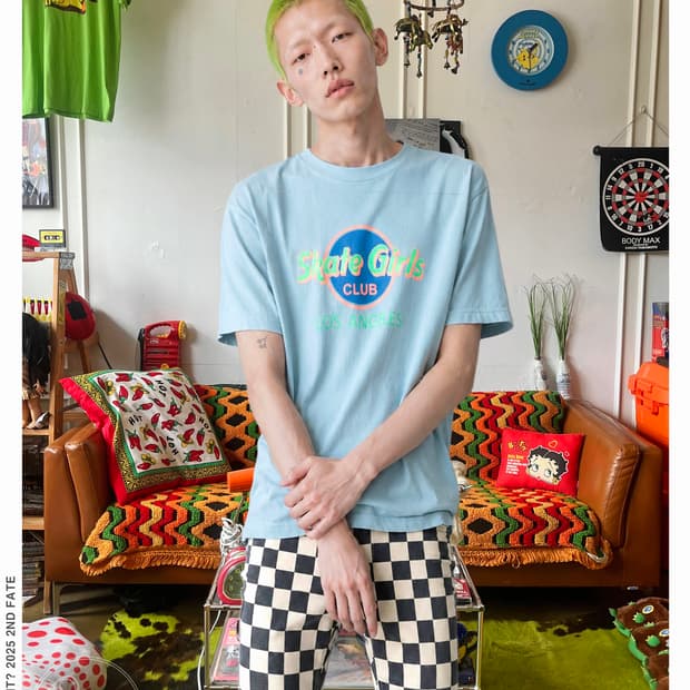“Skate Girls CLUB” Parody Print T-Shirt