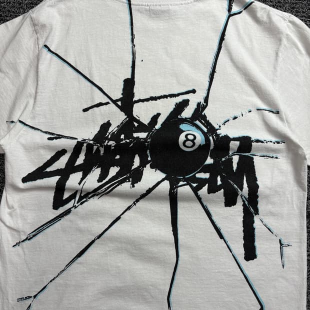 스투시 에잇볼 쉐터드 화이트 박시핏 티셔츠 2050