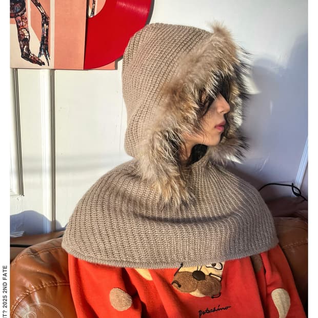 JPN Vintage Raccoon Fur Fake Knit Hood