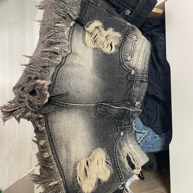 보헤미안서울 데미지 숏팬츠 반바지 보헴서 m