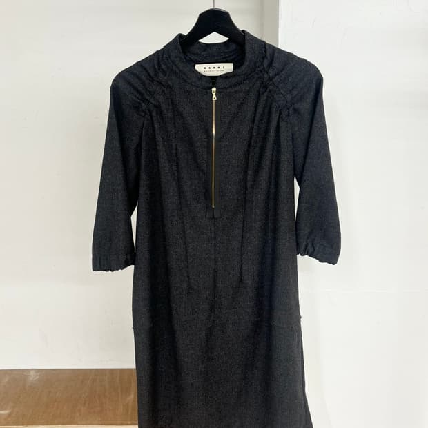 마르니 차콜 울 혼방 집업 원피스