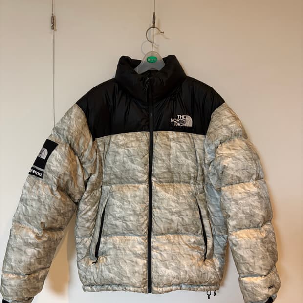 슈프림 노스페이스 페이퍼 프린트 눕시 패딩