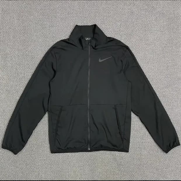 나이키 드라이핏 바람막이 자켓 M 블랙
