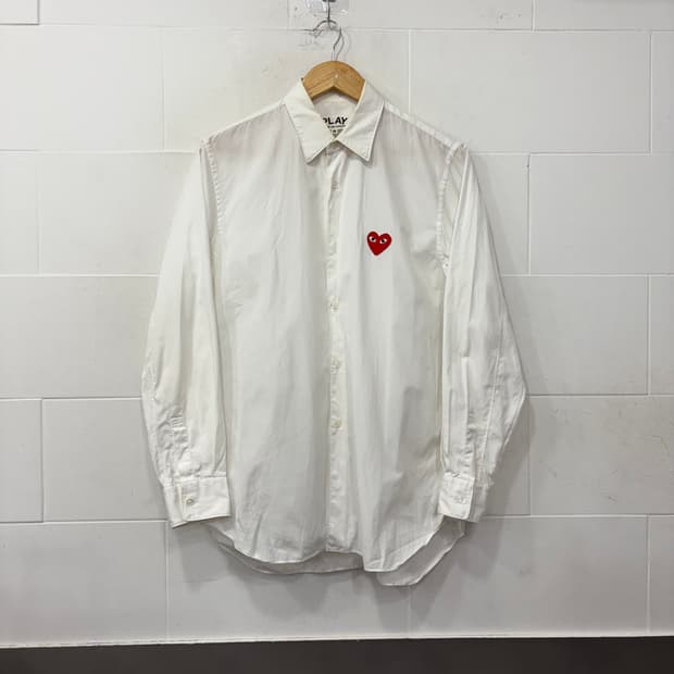 꼼데가르송 레드와펜 셔츠