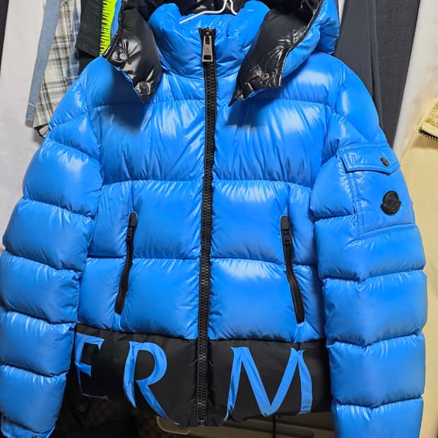 몽클레어 푸퍼패딩 블랙라벨 14 (44~넉넉55)