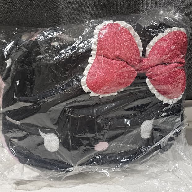 헬로키티 천사와악마시리즈 쿠션