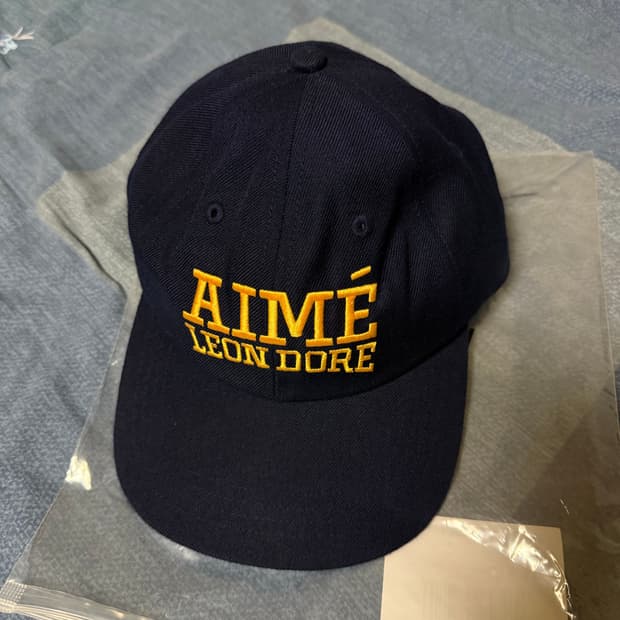 에메레온도르 캠퍼스 햇