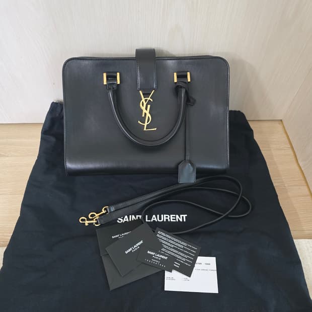생로랑 카바스백 블랙 스몰사이즈 