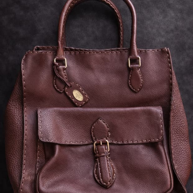 [FENDI] 펜디 셀러리아(Selleria) 아카이브 라지 토트백 (더