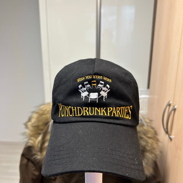 펀치드렁크파티즈 모자