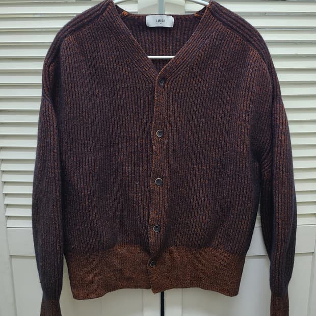 엘무드 울 가디건