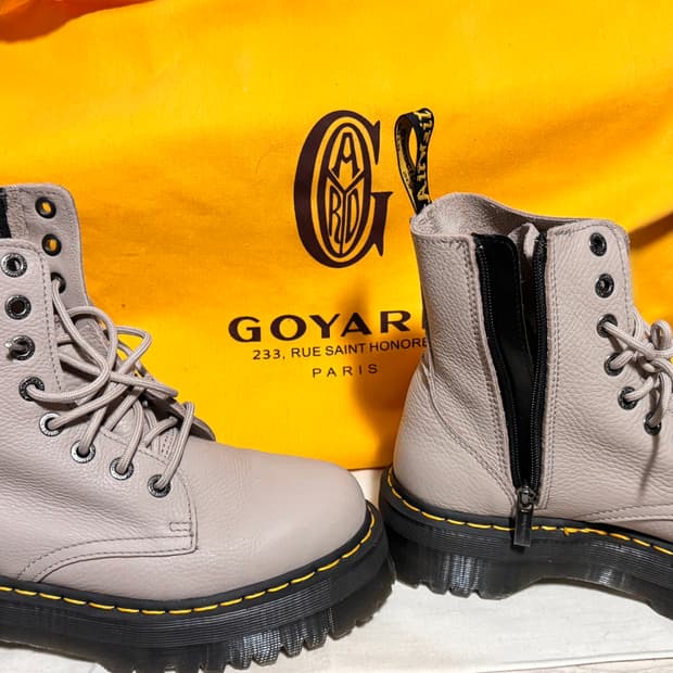 닥터마틴. 부드라운 피사가죽. 제이든. 실물깡패