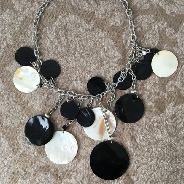 layer point necklace