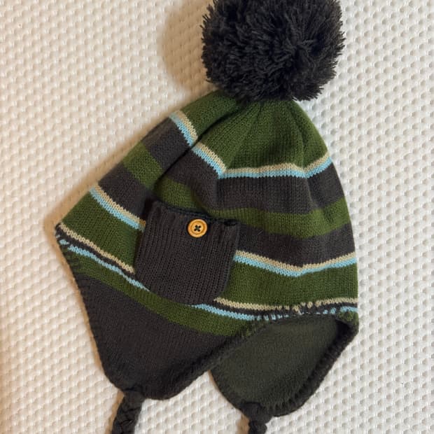 빈티지 이어플랩 방울비니