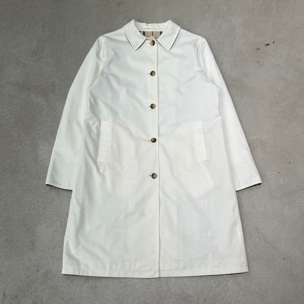 버버리 트렌치코트 s10667