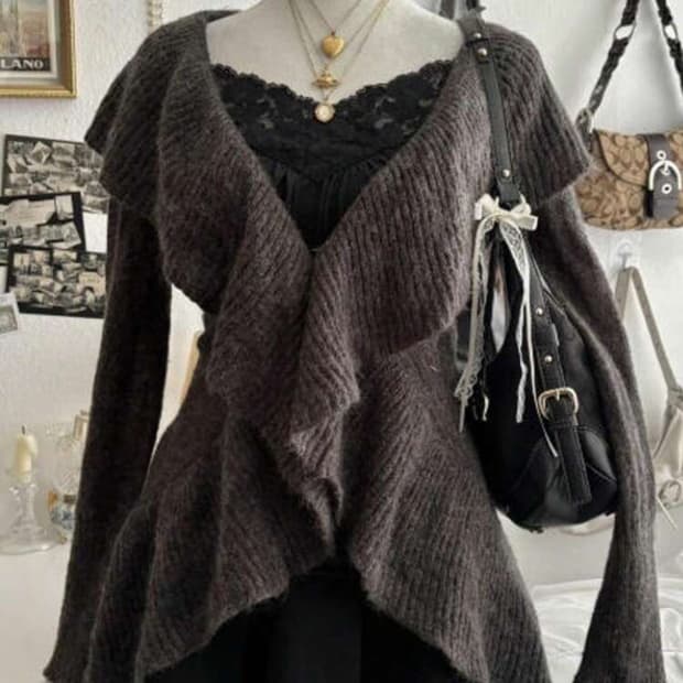 Y2k 갸루 플레어 니트 가디건 새상품