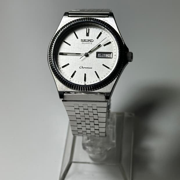 SEIKO quartz chronos