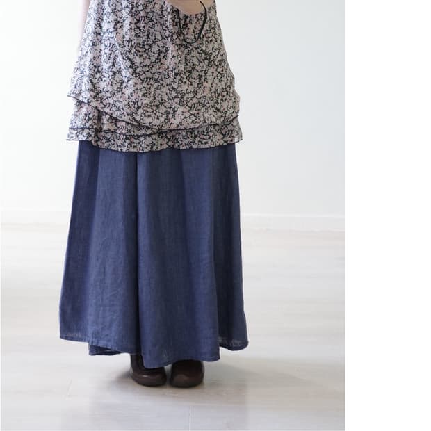 Denim-blue gathered volume long skirt