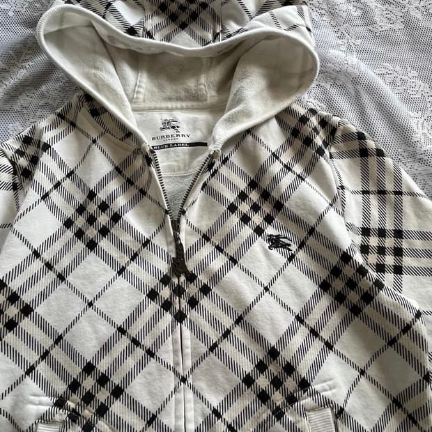 버버리 노바체크 블루라벨 집업