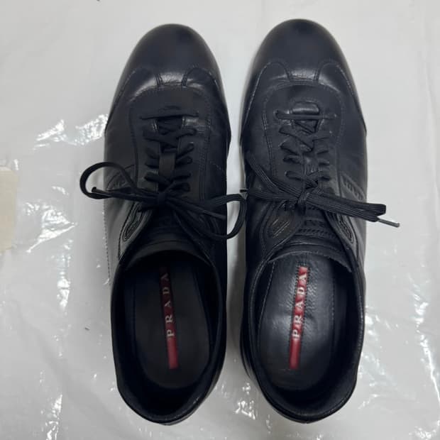 프라다 레더 스니커즈 275-280