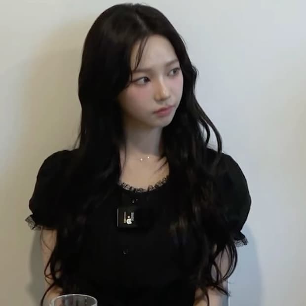 로라로라 블라우스 블랙