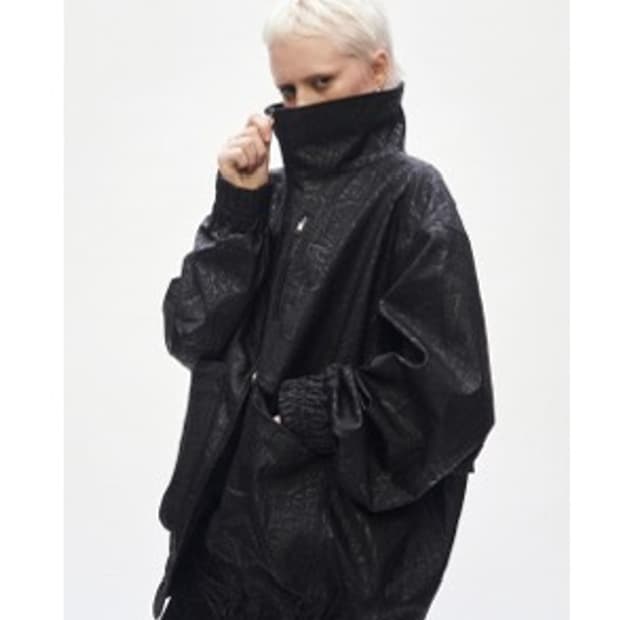 새상품) 트리밍버드 하이넥 크랙 레더 블루종 가죽 자켓 블랙