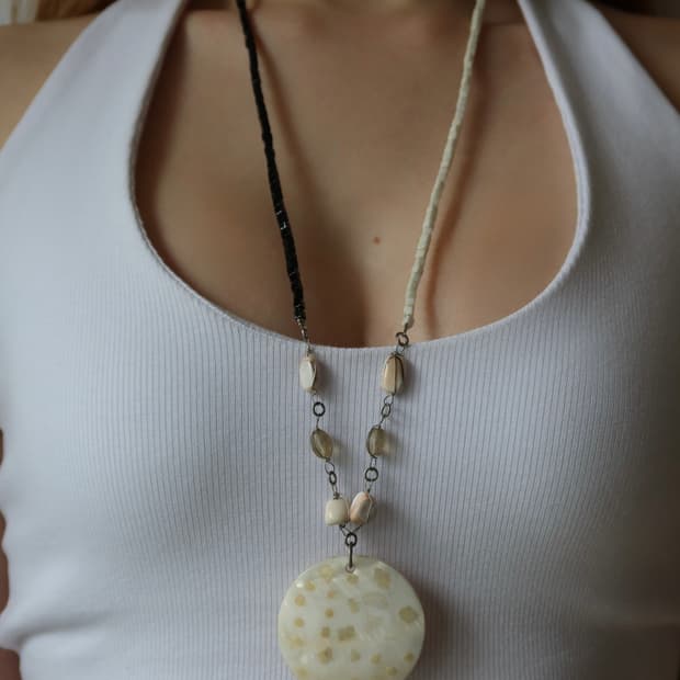 dual tone shell necklace
