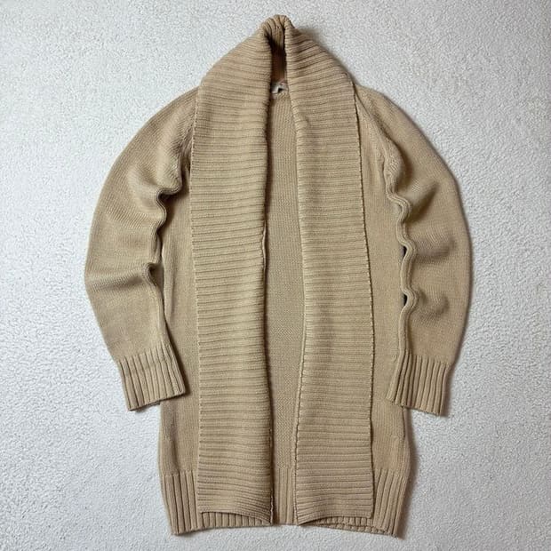 버버리 런던 헤비코튼 노버튼 니트 가디건 PN7287