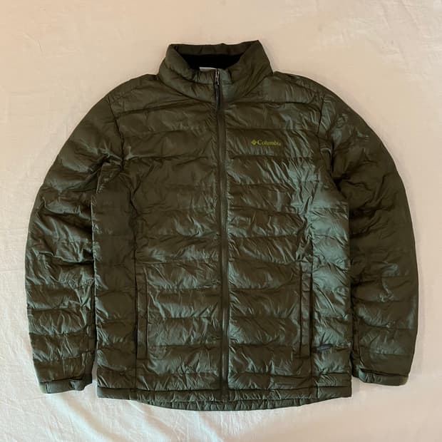 컬럼비아 올리브 그린 경량패딩 카키
