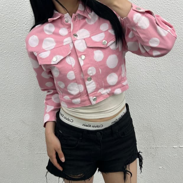 마크제이콥스 폴카 딸기우유맛 크롭자켓 10