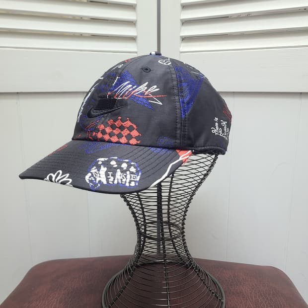 나이키 헤리티지86 캡슐 볼캡