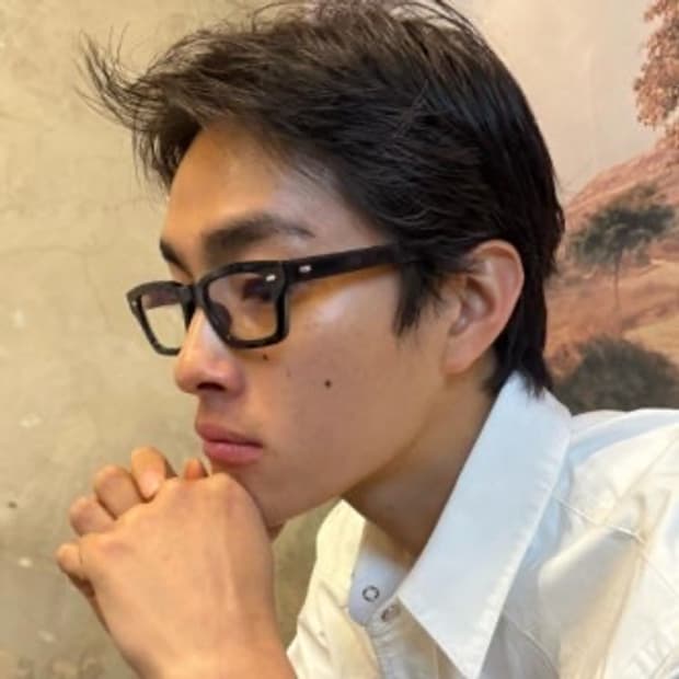 언커먼아이웨어 벅 [블랙]_모델 홍태준님 착용
