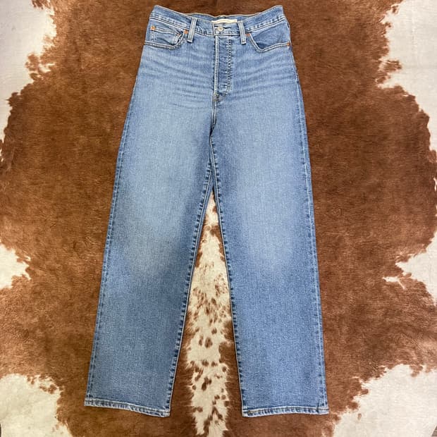 LEVI'S Ribcage straight ankle w27