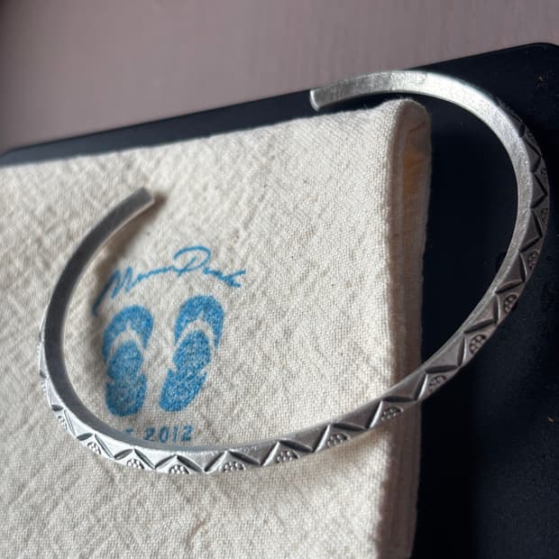 카렌 실버 각인 오픈 뱅글 (13.7g / 남녀공용 새상품)