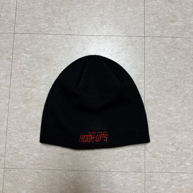 빈티지 00s 훅업스 비니