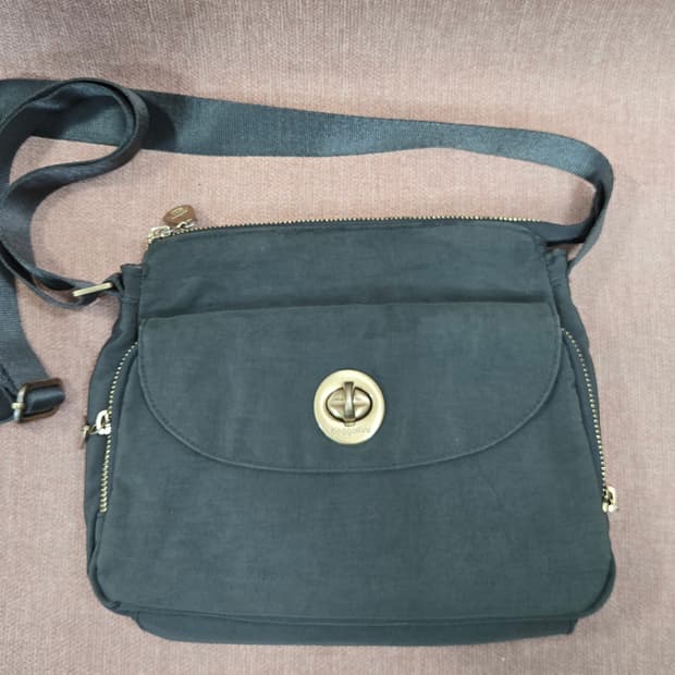 베가리니 프로방스 경량 크로스가방