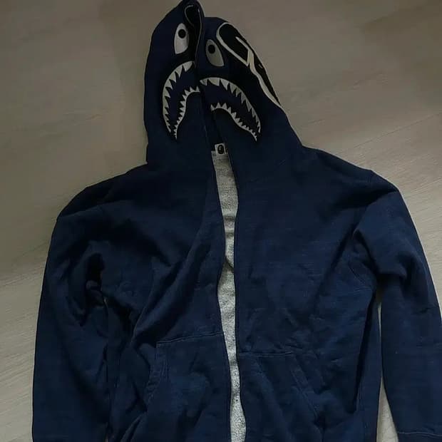 베이프 후드집업 