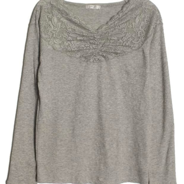 레이스 롱슬리브