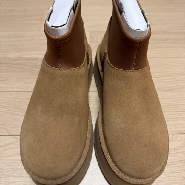 UGG 어그 W CLASSIC MINI DIPPER