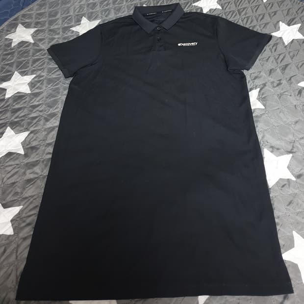 디스커버리 세미루즈핏 카라 원피스 블랙 (L)