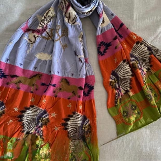 캐피탈 측융 머플러